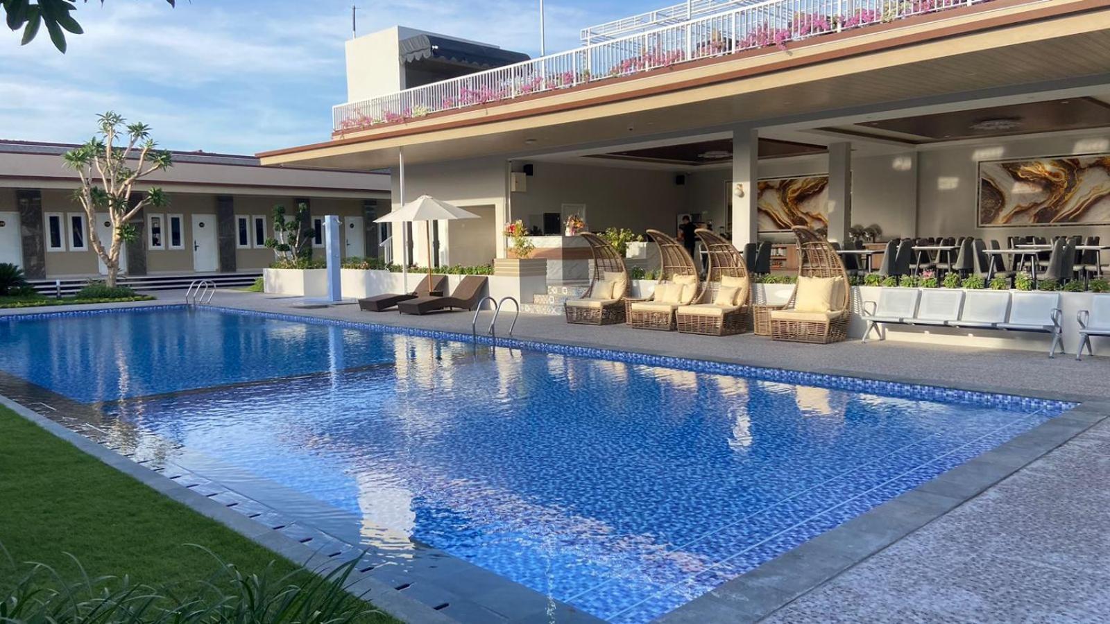 Nio Garden Hotel Sumbawa Exterior photo